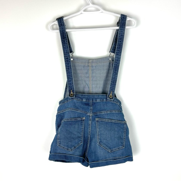 H&M denim overall shorts - Picture 2 of 3